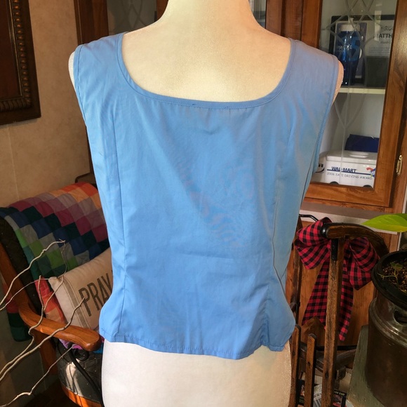 PRETTY LITTLE THING SIZE 8 LIGHT BLUE SLEEVELESS CROP TOP EUC - Picture 3 of 3